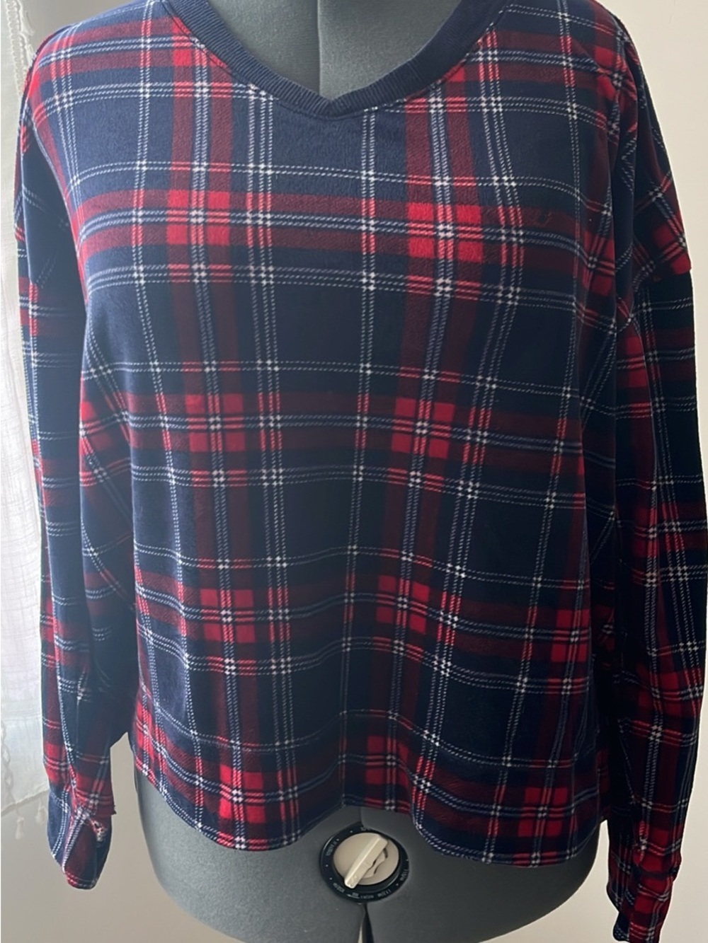 Nautica Women's Navy and Red Plaid V-Neck Sweater
